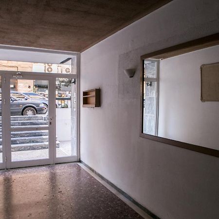 Best House, Anakreontos, Perivolaki, Nikaia, P... 比雷埃夫斯 外观 照片