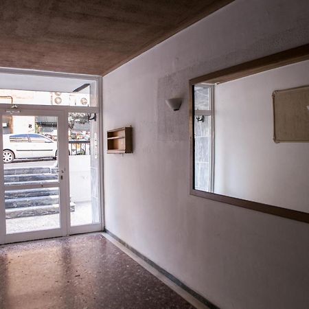 Best House, Anakreontos, Perivolaki, Nikaia, P... 比雷埃夫斯 外观 照片